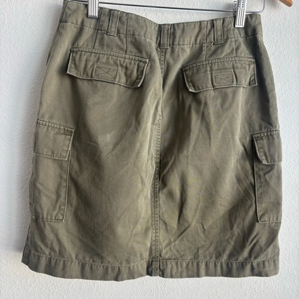GAP Olive Green Cargo Mini Skirt 100% Cotton Side Pockets Belt Loops Size 6